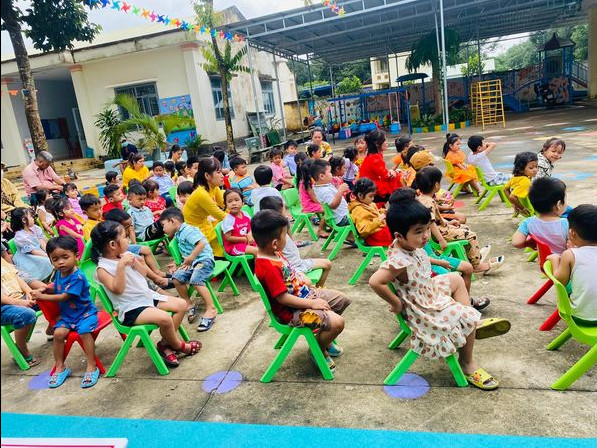 Nhà Cái Cá Cược Uy Tín 【King88 Vina】 đồng hành cùng các bé đến trường 2022 tại Chơn Thành, Bình Phước