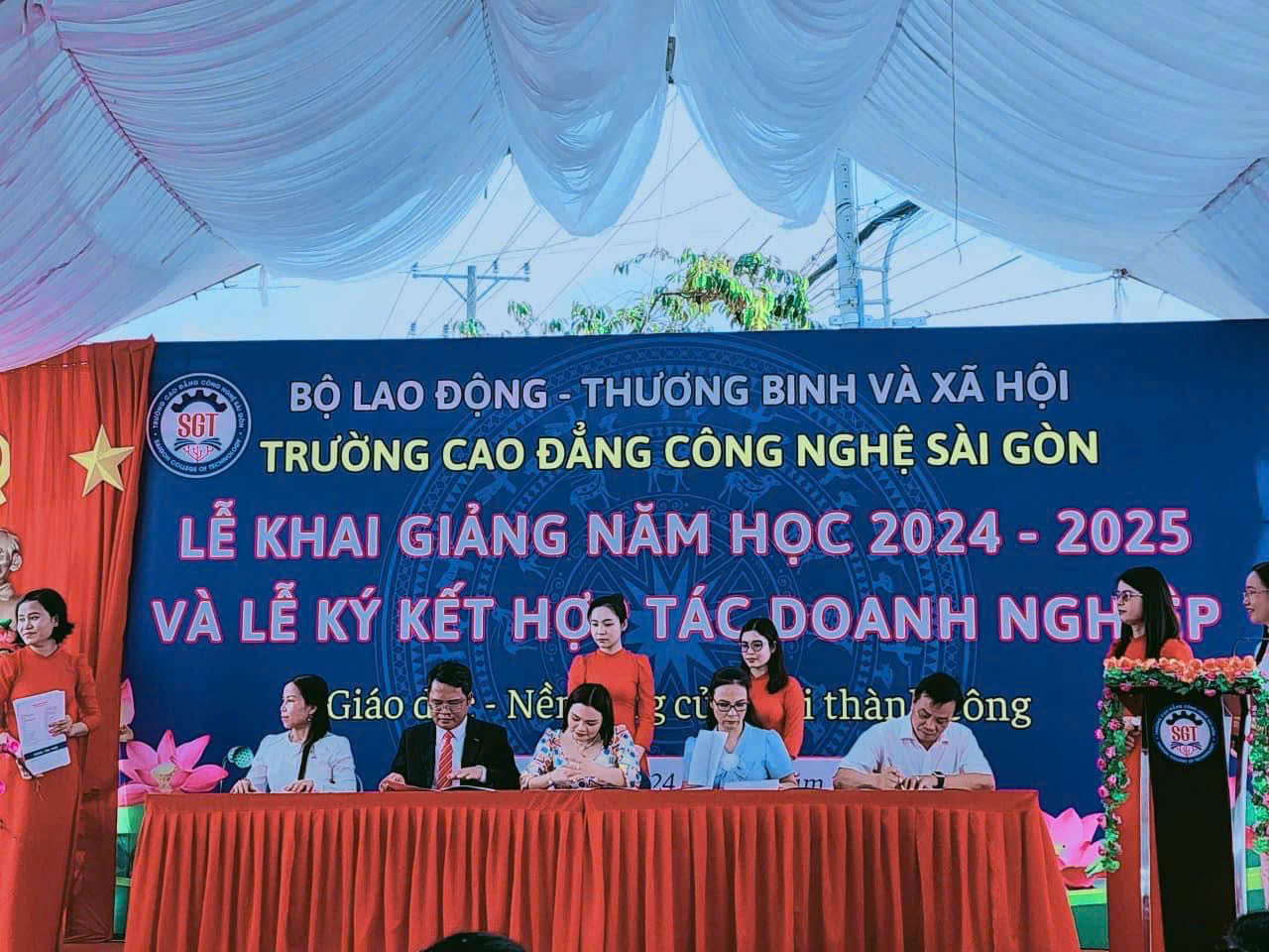 LỄ KHAI GIẢNG VÀ KÝ KẾT HỢP TÁC GIỮA King88 Đăng Ký + 888k VÀ TRƯỜNG CAO ĐẲNG CÔNG NGHỆ SÀI GÒN TẠI TỈNH HẬU GIANG