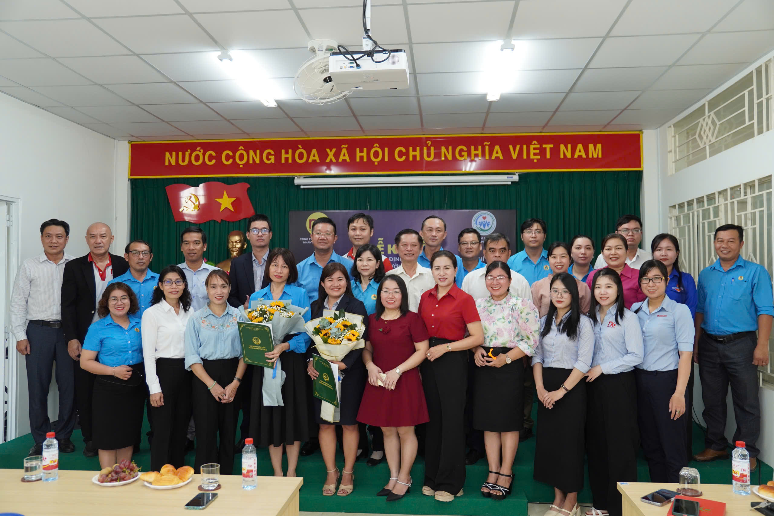 Lễ Ký Kết Hợp Tác giữa Trung Tâm An sinh xã hội Thành phố Thủ Đức và Công ty TNHH cung ứng nhân lực Nhà Cái Cá Cược Uy Tín 【King88 Vina】 về Chương Trình Tư Vấn, Định Hướng Nghề Nghiệp và Giới Thiệu Việc Làm Miễn Phí