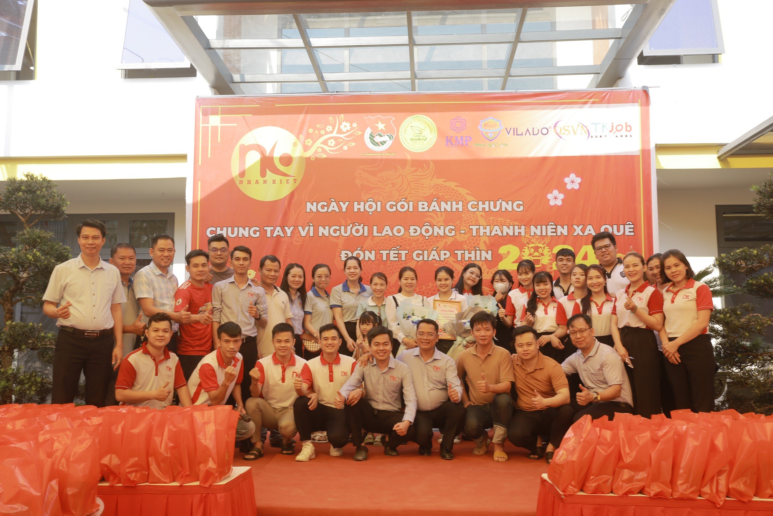 TỔNG KẾT NGÀY HỘI “ GÓI BÁNH CHƯNG” CHUNG TAY VÌ NGƯỜI King88 Nhà cái trực tuyến tốt nhất hiện nay THANH NIÊN XA QUÊ ĐÓN TẾT 2024 DO Kinh88 Là Một Trang Web Cá Cược Trực Tuyến Hoàn Toàn Hợp Pháp TỔ CHỨC