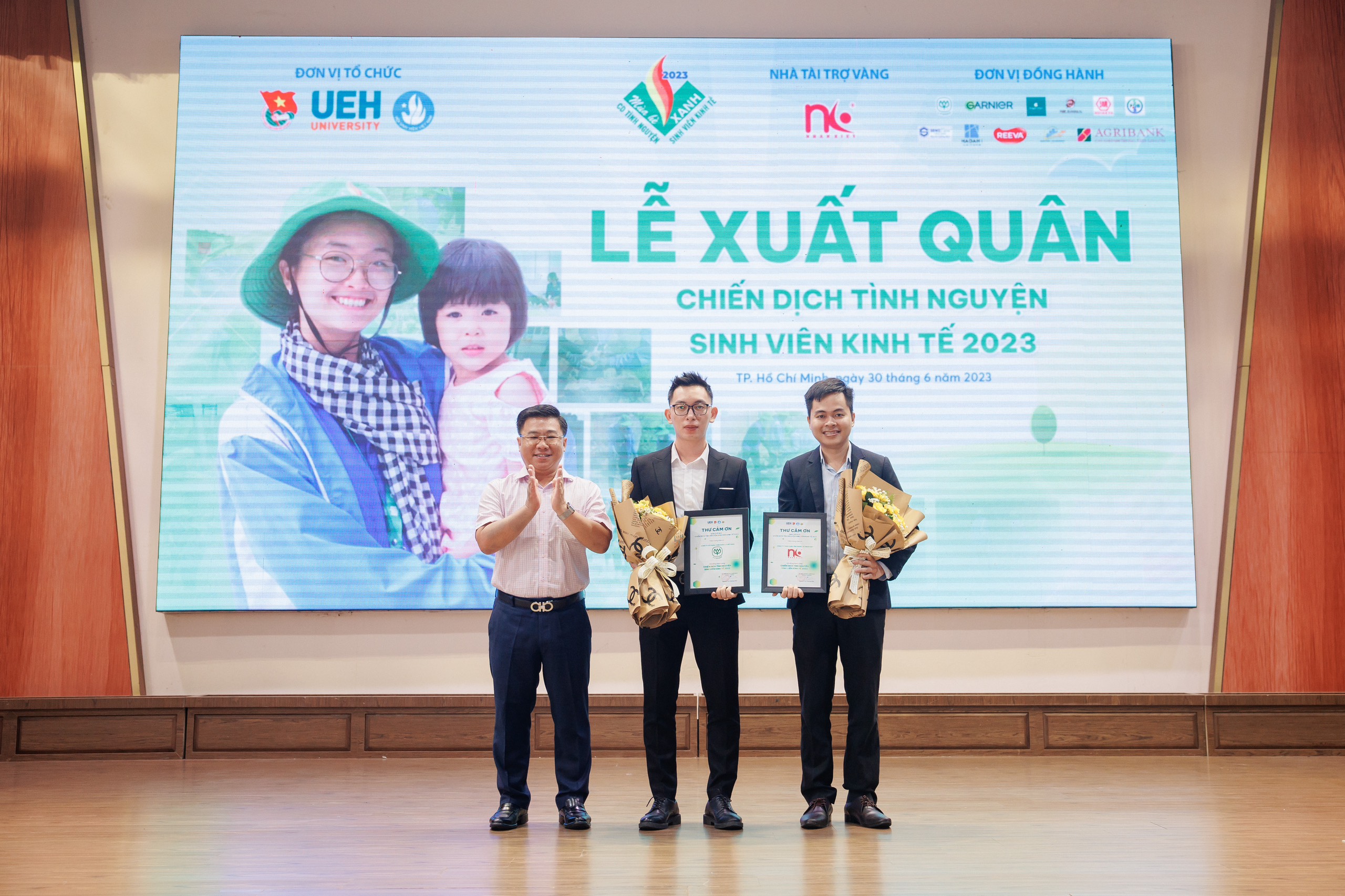 Nhà Cái Cá Cược Uy Tín 【King88 Vina】 tham dự Lễ Xuất quân Chiến dịch tình nguyện Sinh viên Kinh tế 2023